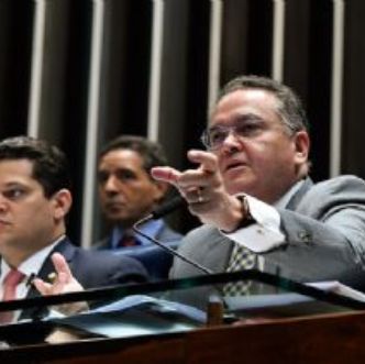 Reforma tributria  prioridade deste ano no Congresso  Fonte: Agncia Senado