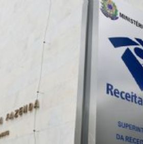 Transao a partir de R$ 30 mil em espcie deve ser comunicada  Receita